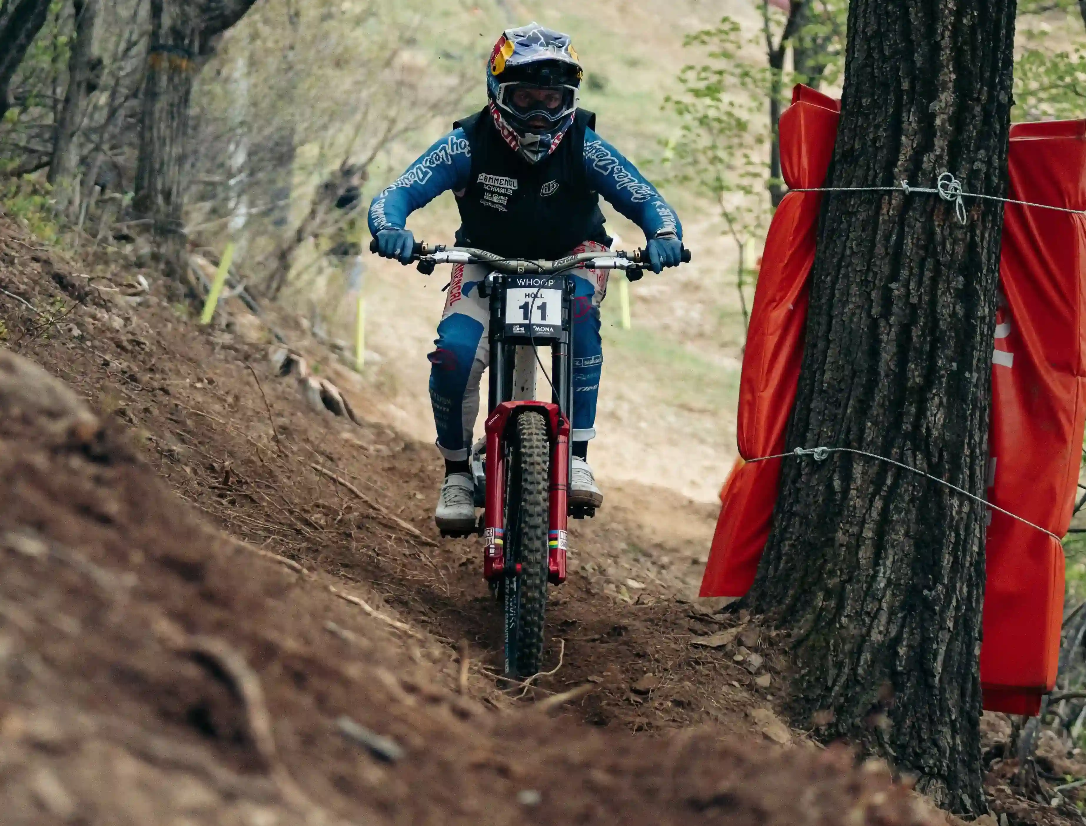 MOUNTAINBIKE